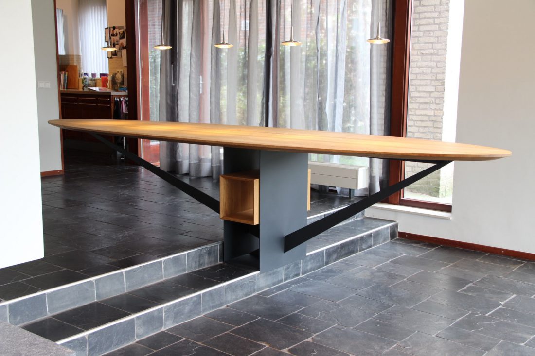 Blokvorm architectuur meubel ontwerp ovale tafel